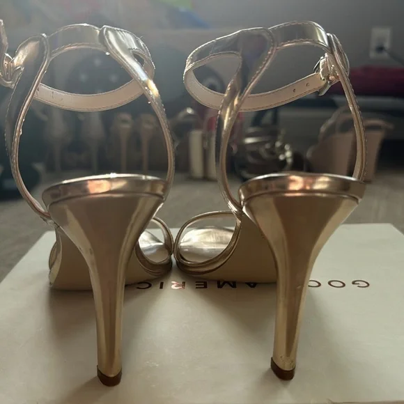 Nine West Two Piece Ankle Strap Gold heels - Picture 3 of 7